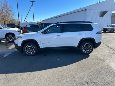 2026 Jeep Cherokee Laredo