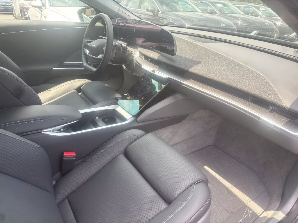 2025 Lucid Air Pure