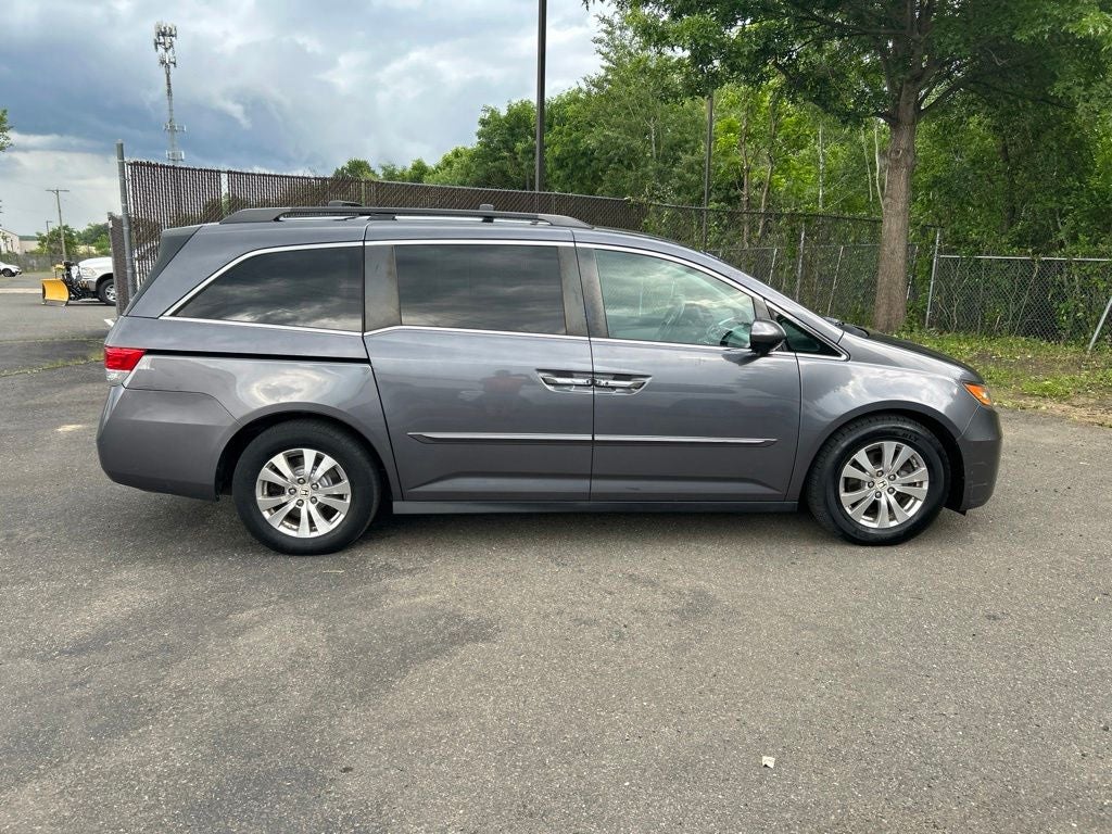 Used 2016 Honda Odyssey SE with VIN 5FNRL5H35GB081082 for sale in Northampton, MA