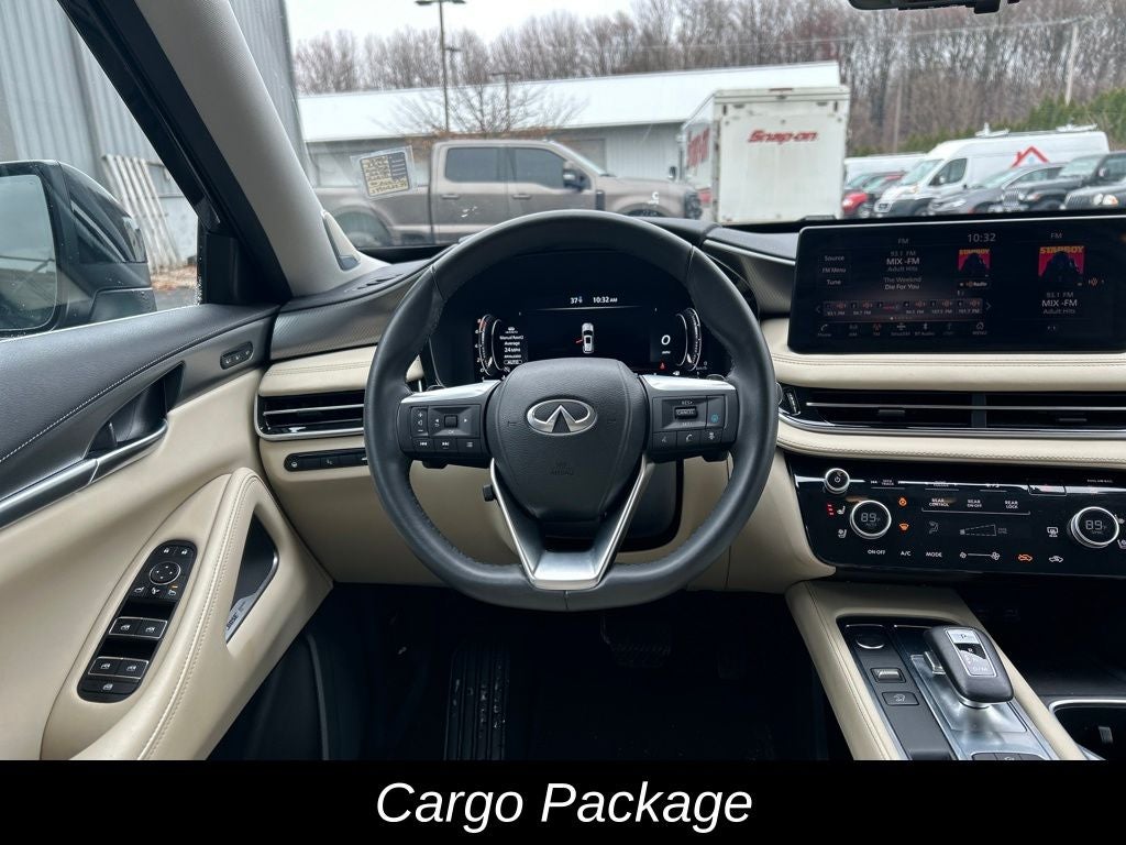 2023 INFINITI QX60 LUXE
