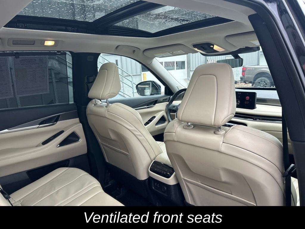 2023 INFINITI QX60 LUXE