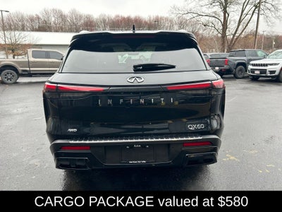 2023 INFINITI QX60 LUXE