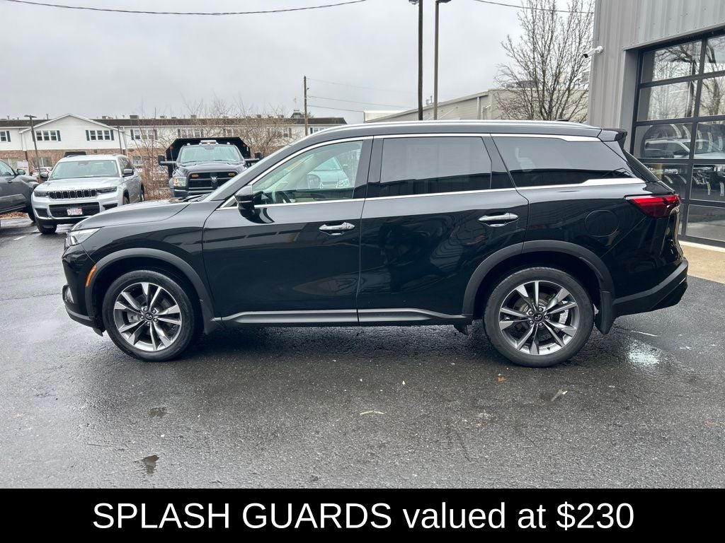 2023 INFINITI QX60 LUXE