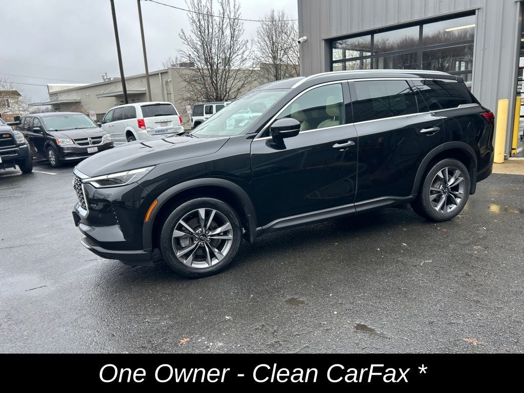 2023 INFINITI QX60 LUXE