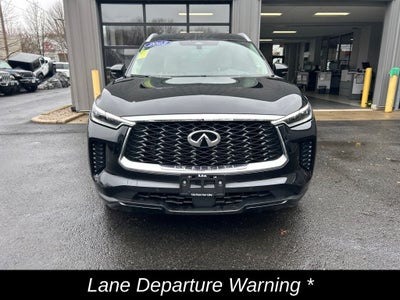 2023 INFINITI QX60 LUXE