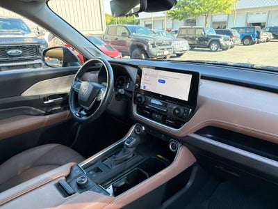 2024 Toyota Grand Highlander Platinum