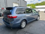 2017 Toyota Sienna XLE Premium 8 Passenger
