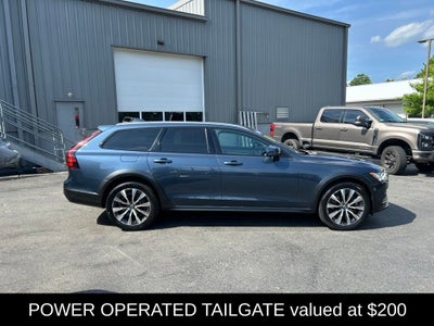 2024 Volvo V90 Cross Country B6