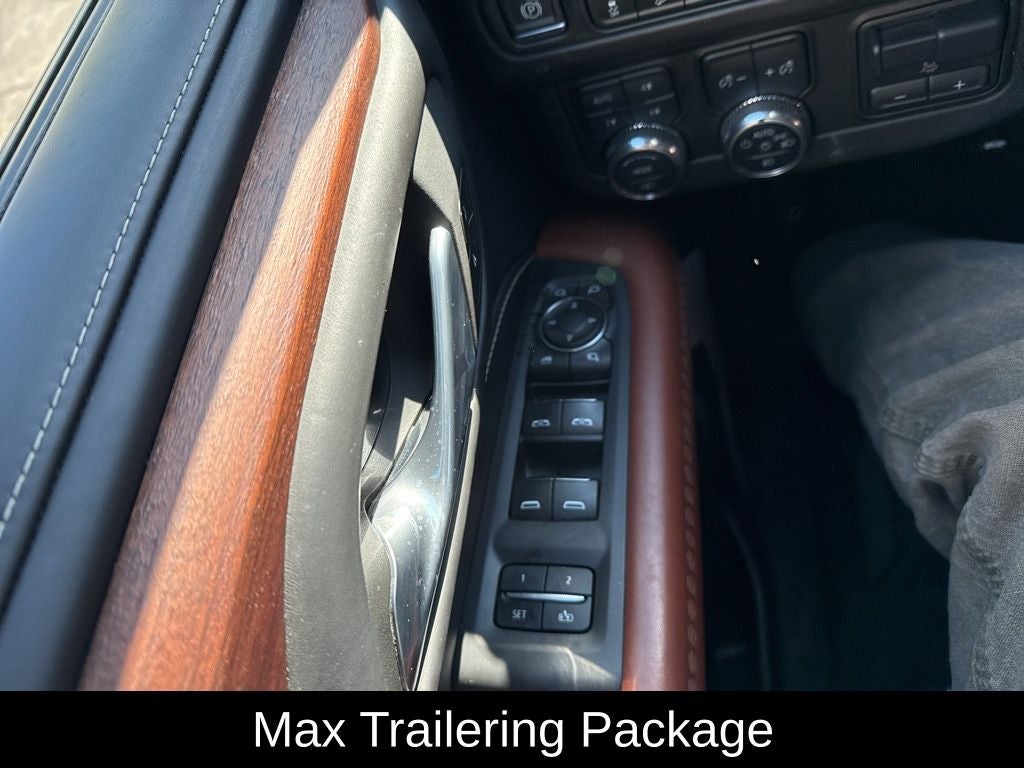 2024 GMC Yukon Denali Ultimate