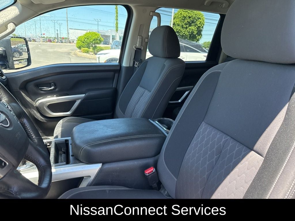 2024 Nissan Titan XD SV