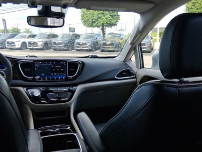 2022 Chrysler Pacifica Limited