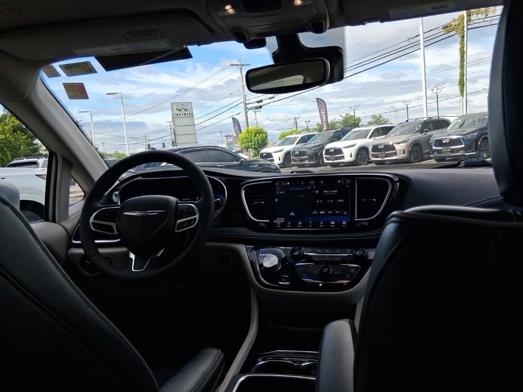 2022 Chrysler Pacifica Limited