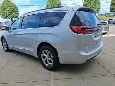 2022 Chrysler Pacifica Limited