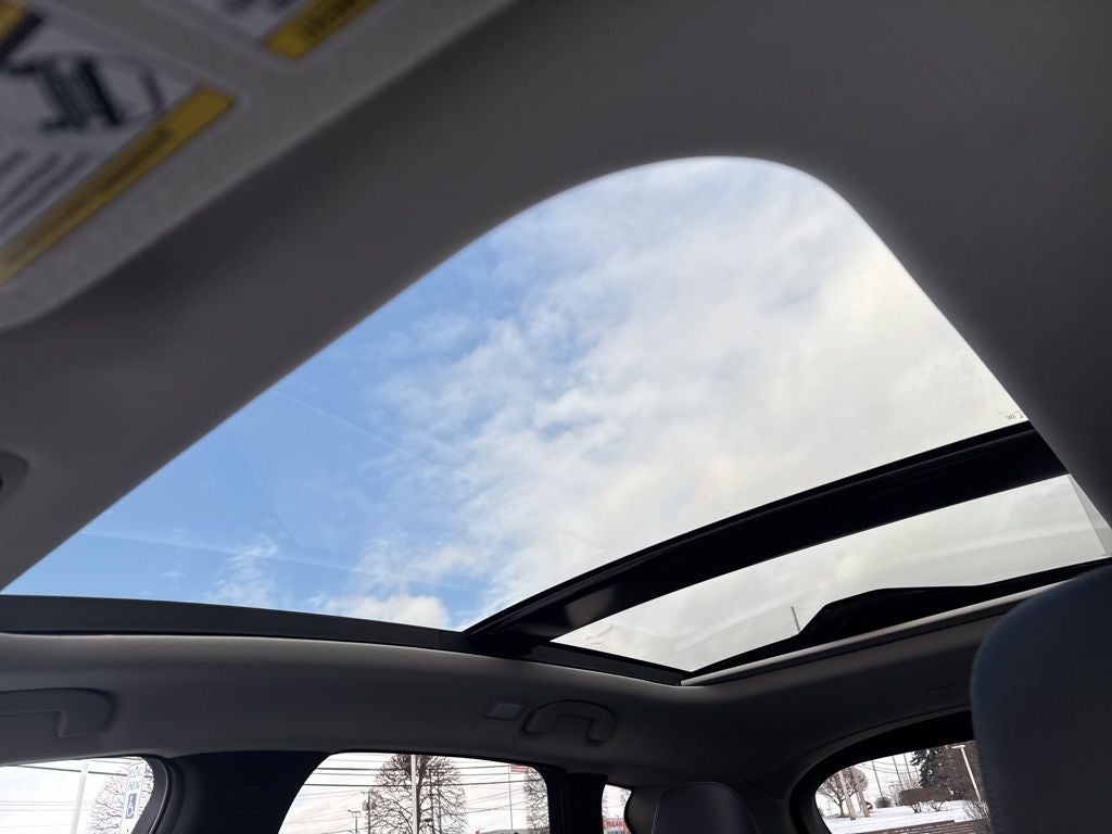 2023 INFINITI QX50 LUXE