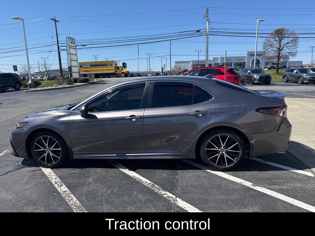 2021 Toyota Camry SE