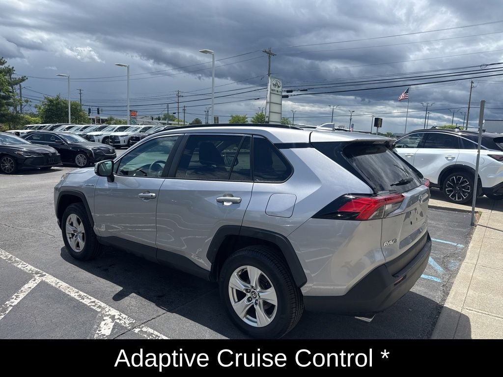 2021 Toyota RAV4 Hybrid XLE