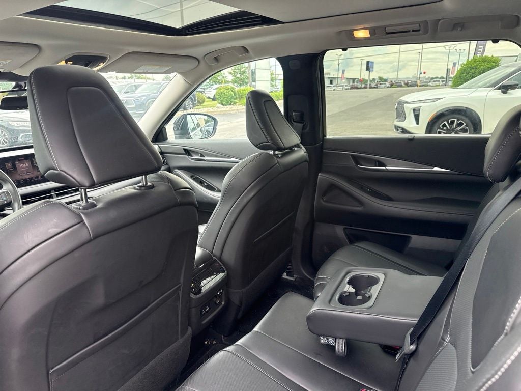 2022 INFINITI QX60 LUXE