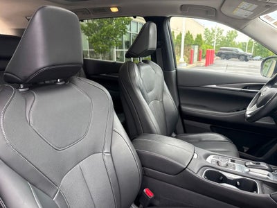 2022 INFINITI QX60 LUXE
