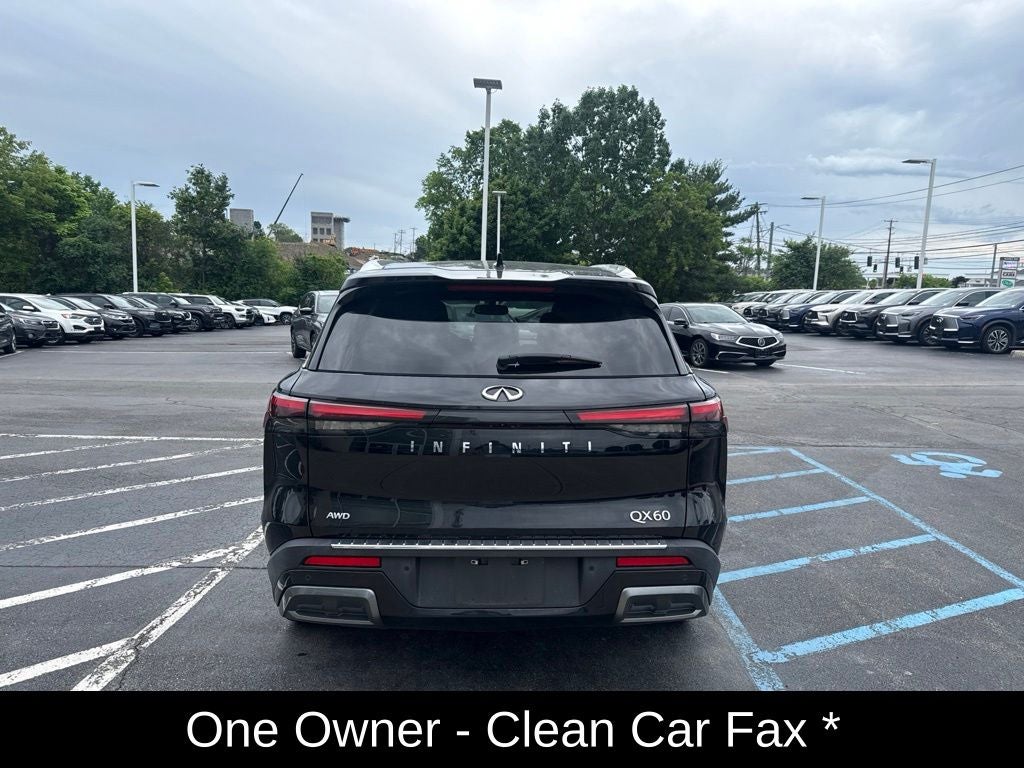 2022 INFINITI QX60 LUXE