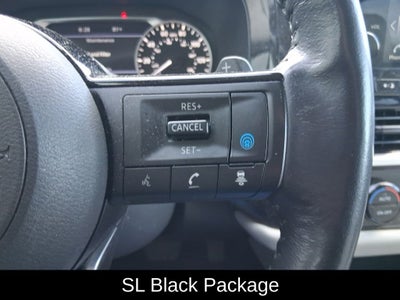 2022 Nissan Pathfinder SL