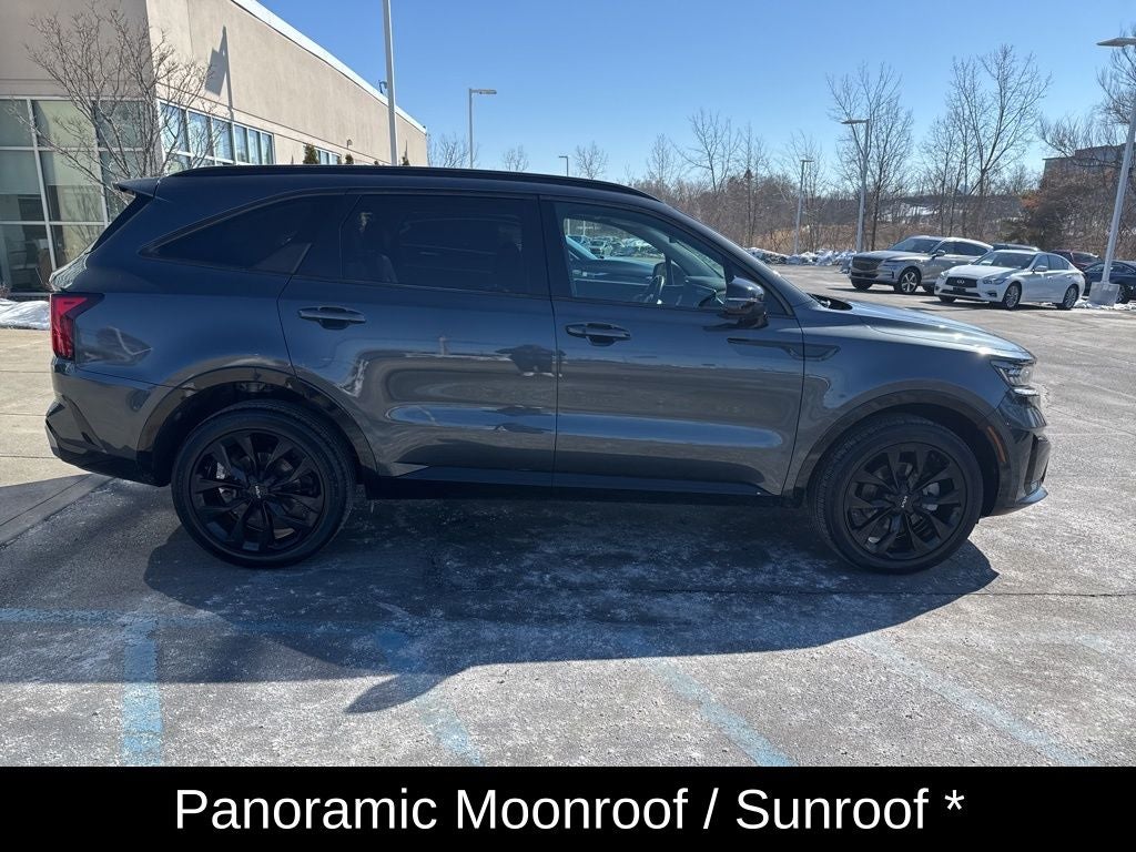 2022 Kia Sorento SX