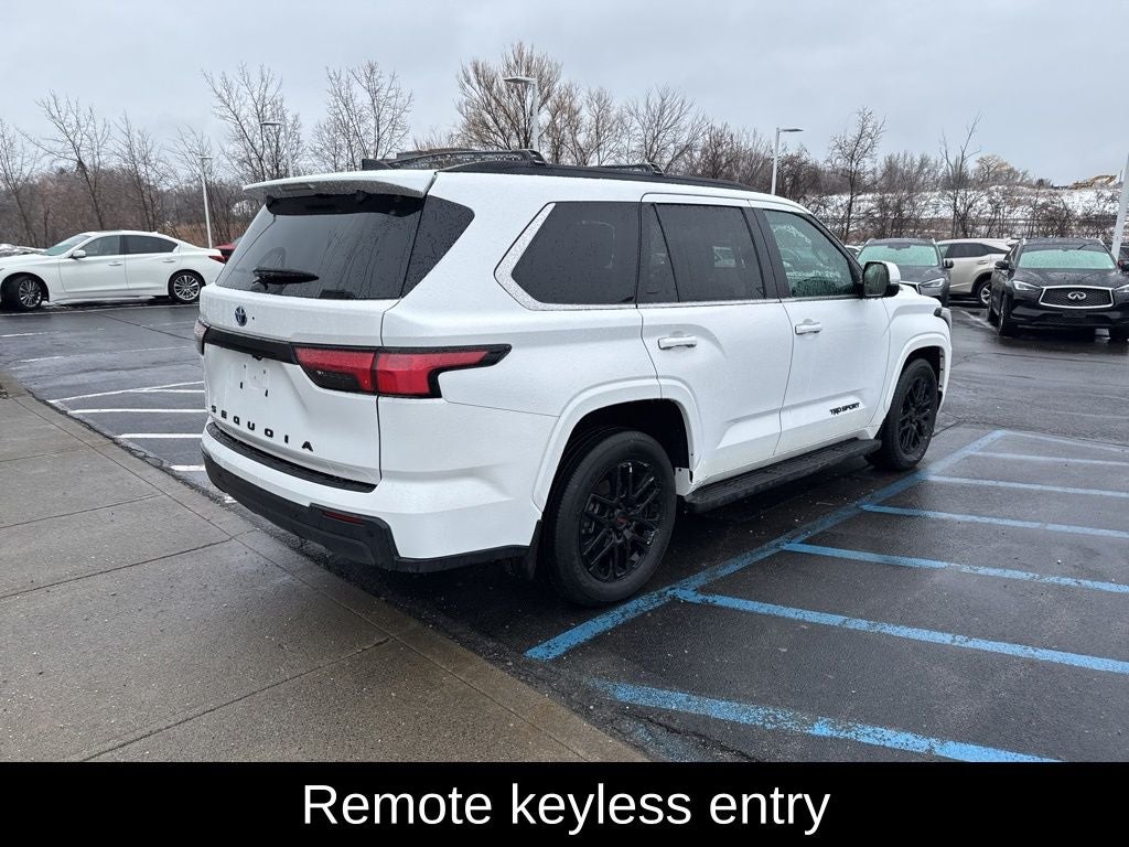 2024 Toyota Sequoia SR5