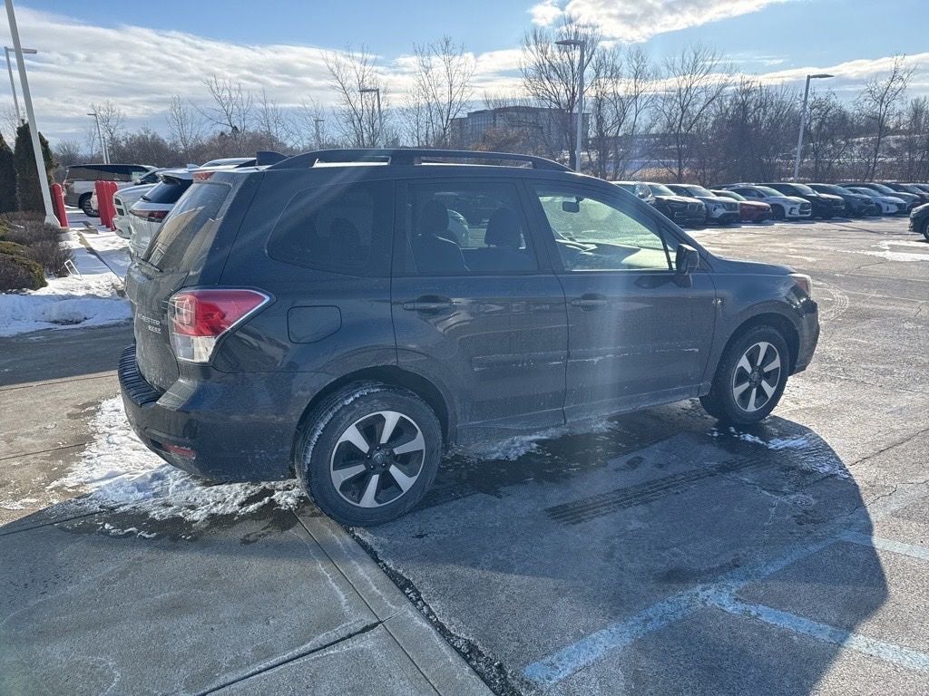 2017 Subaru Forester 2.5i