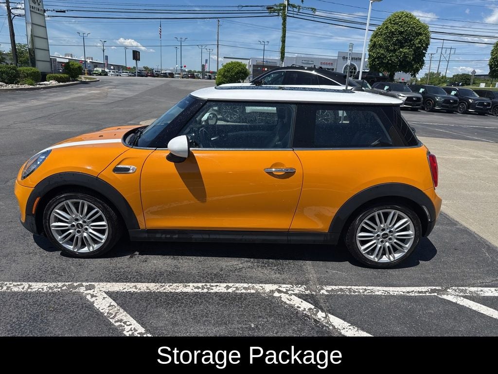 2016 MINI Cooper Base