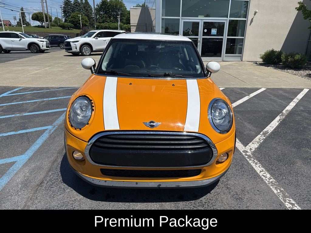 2016 MINI Cooper Base