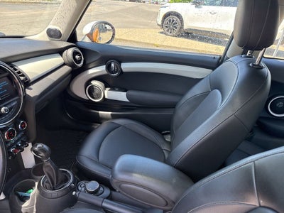 2016 MINI Cooper Base