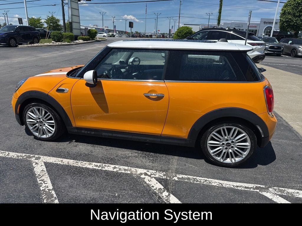 2016 MINI Cooper Base