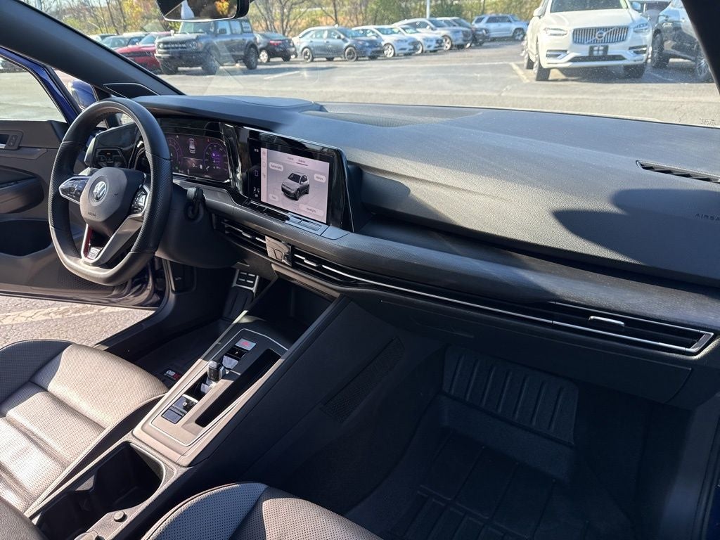 2022 Volkswagen Golf GTI Autobahn