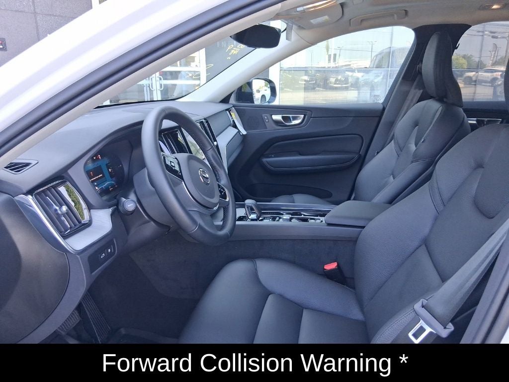 2025 Volvo XC60 Plug-In Hybrid T8 Plus