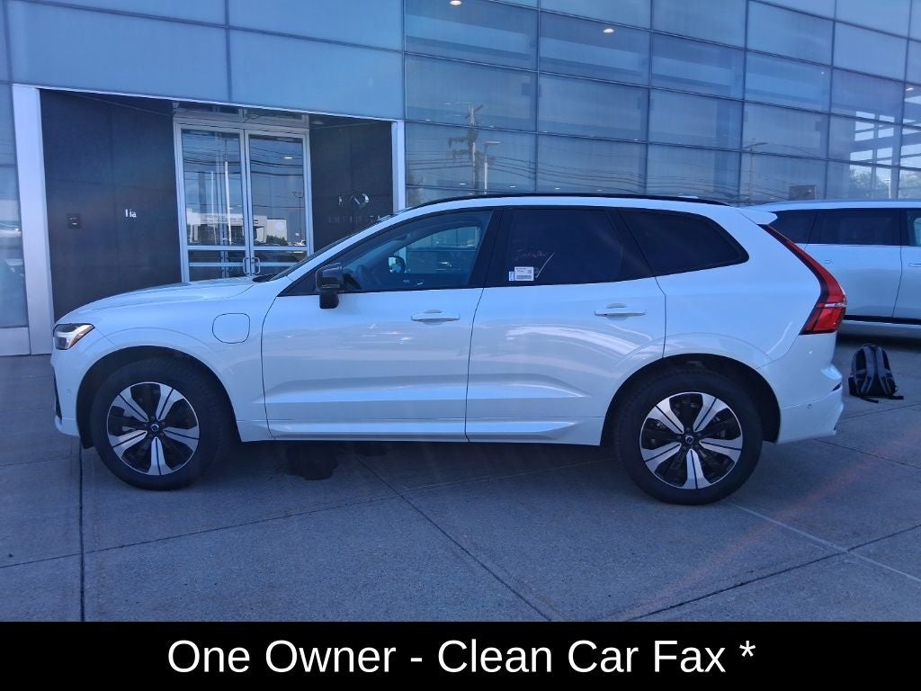 2025 Volvo XC60 Plug-In Hybrid T8 Plus