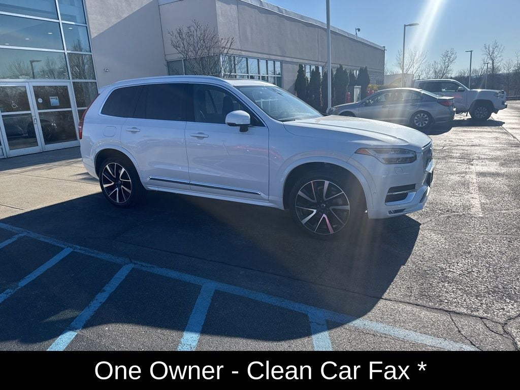 2025 Volvo XC90 B5 Plus