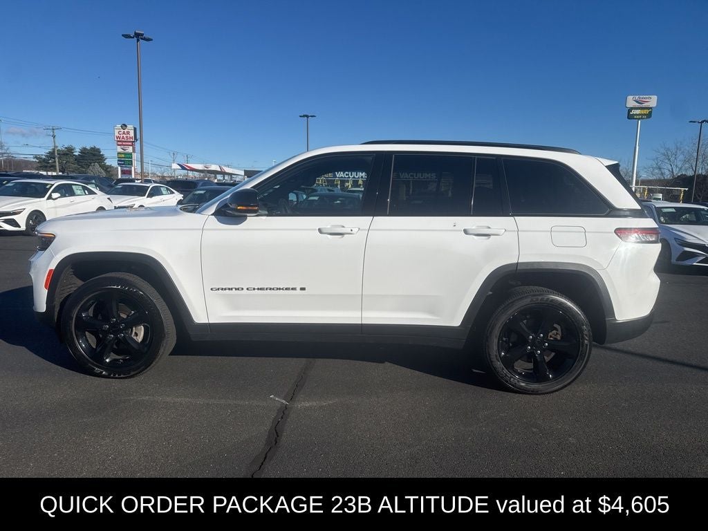 2023 Jeep Grand Cherokee Altitude