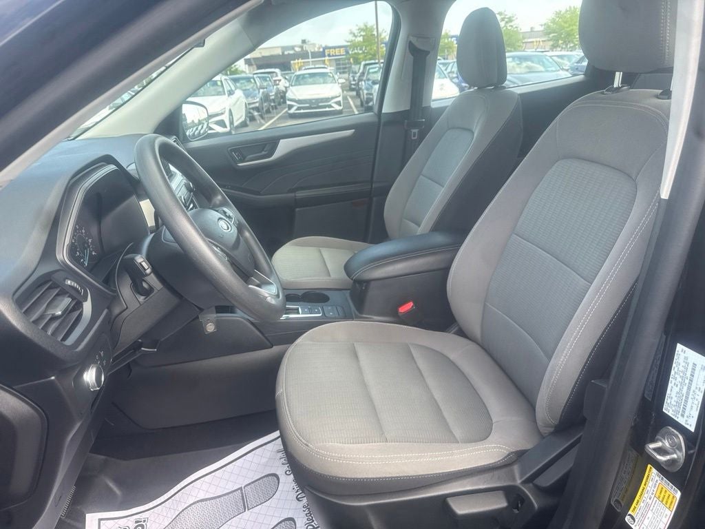 2022 Ford Escape S