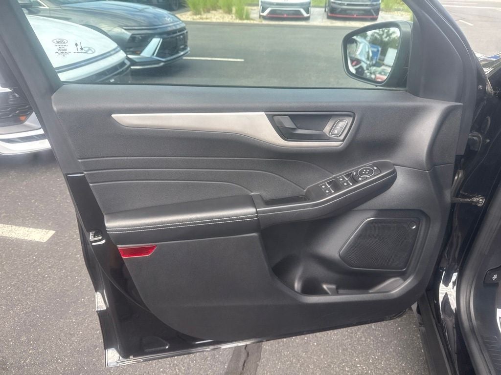 2022 Ford Escape S
