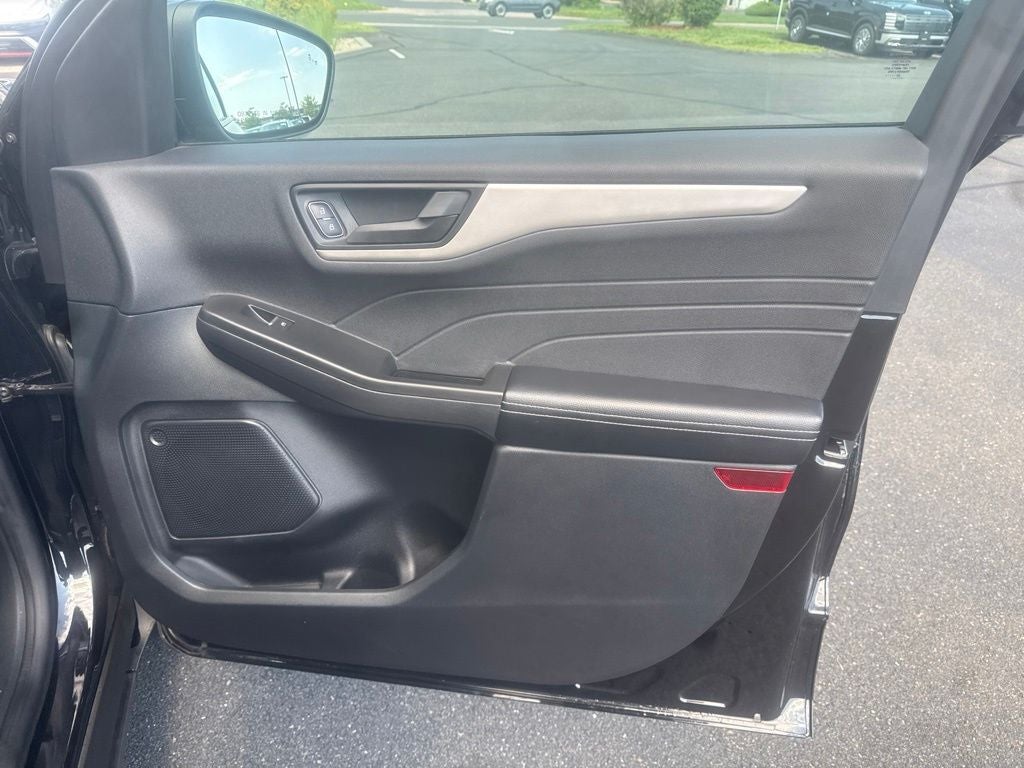 2022 Ford Escape S