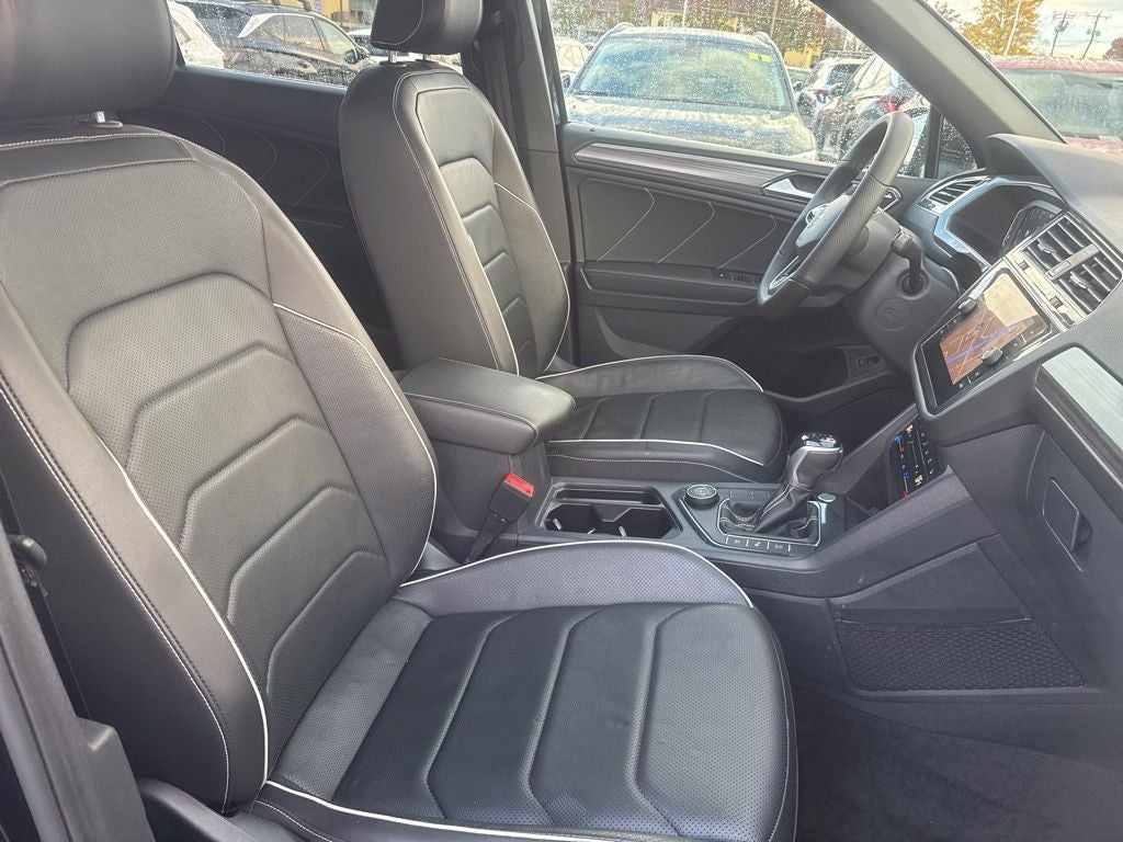 2022 Volkswagen Tiguan 2.0T SEL R-Line