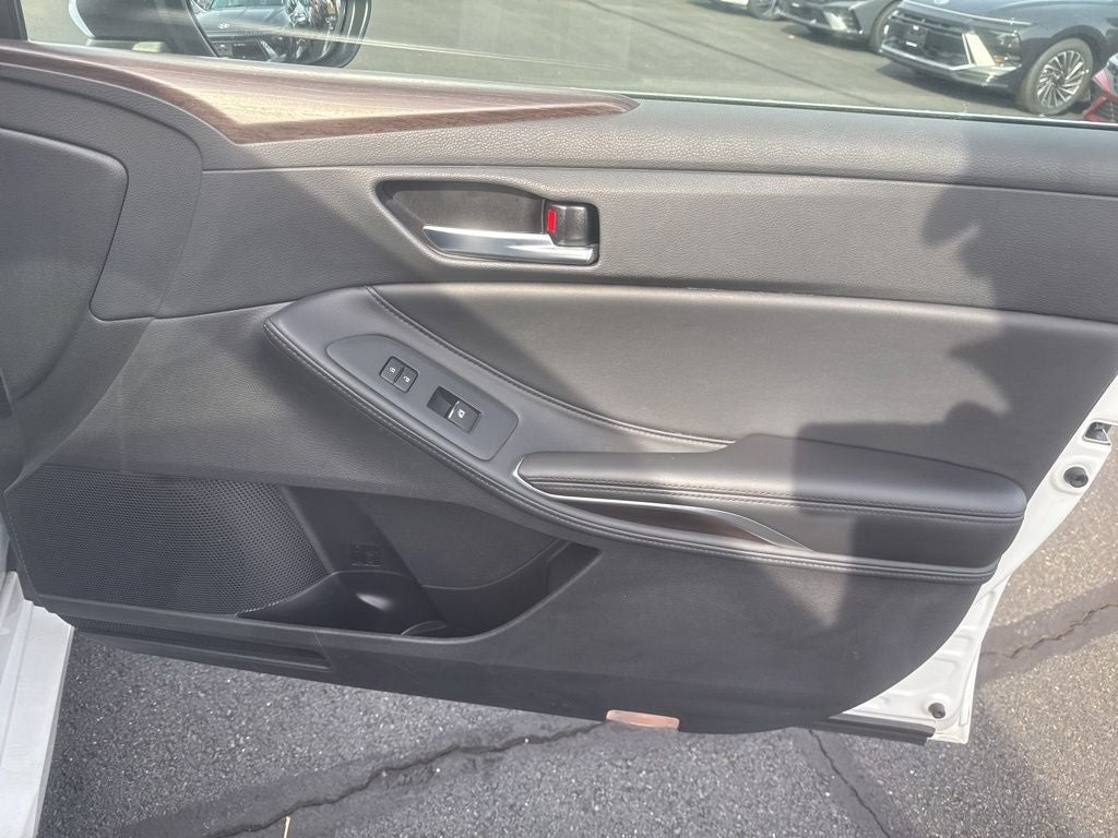 2019 Toyota Avalon XLE