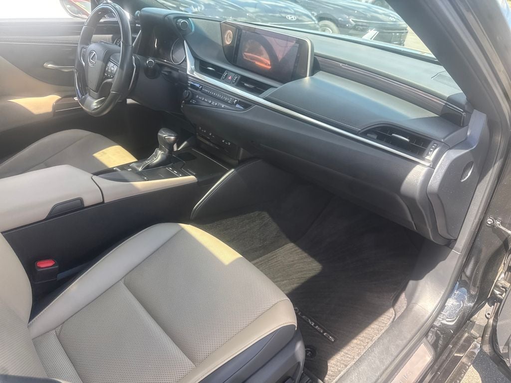 2019 Lexus ES 350
