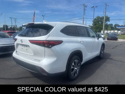 2023 Toyota Highlander XLE