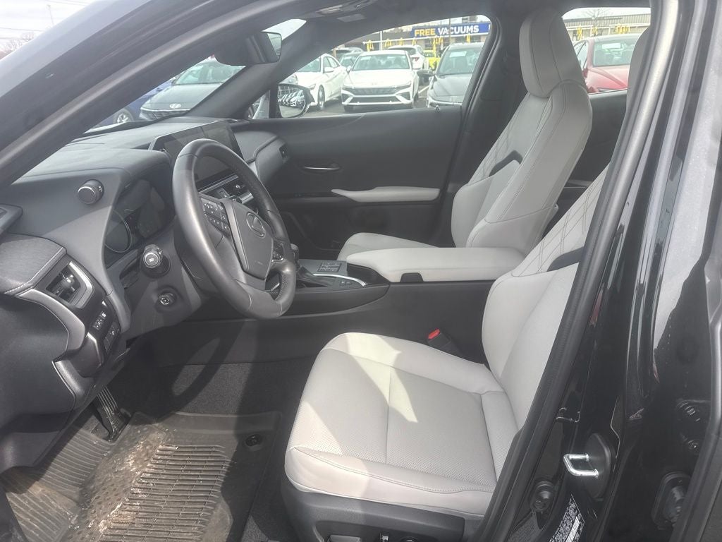 2023 Lexus UX 250h Premium