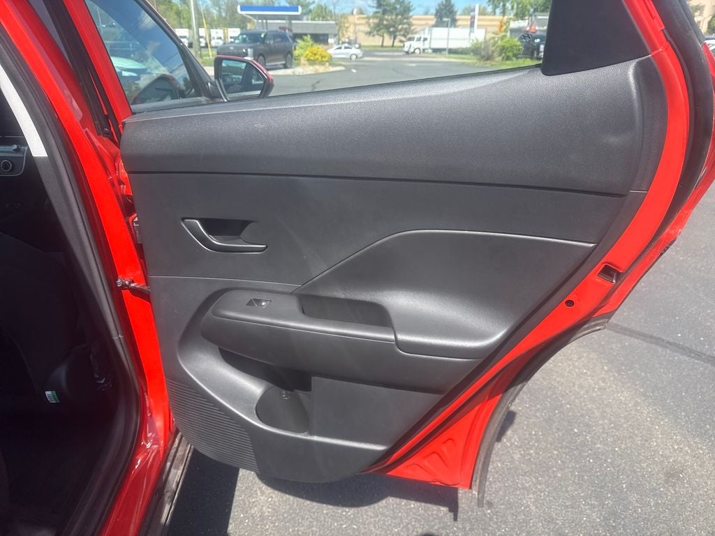 2025 Hyundai Kona SE