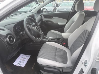 2023 Hyundai Kona SE