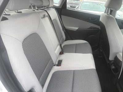 2023 Hyundai Kona SE