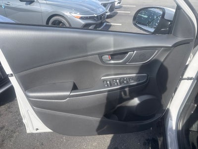 2023 Hyundai Kona SE