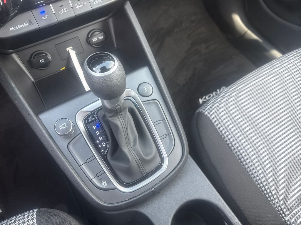 2023 Hyundai Kona SE