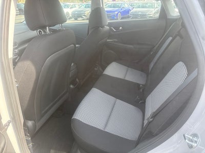 2023 Hyundai Kona SE